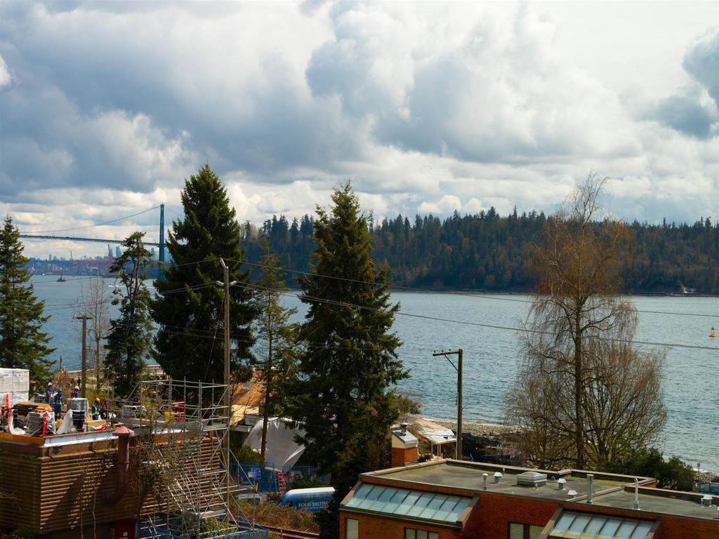 Listing Image for R3110244