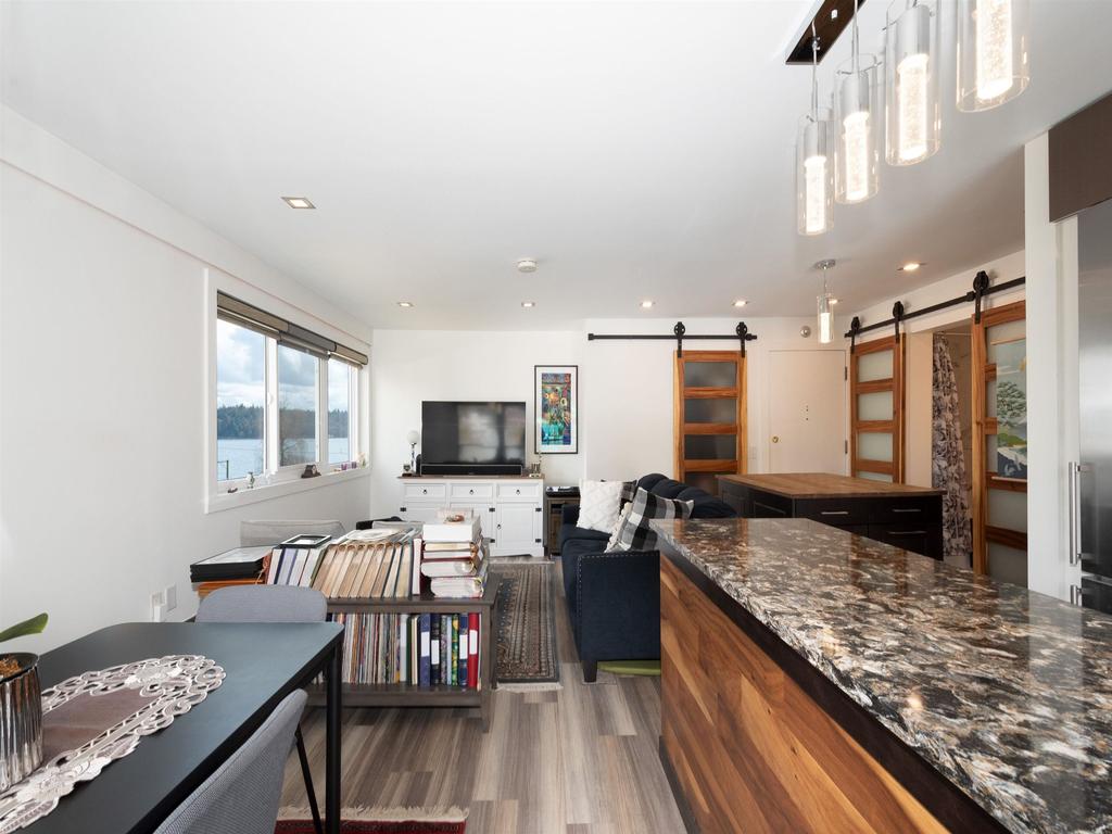 Listing Image for R3110244