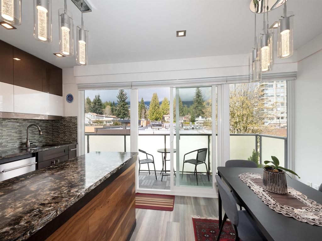 Listing Image for R3110244