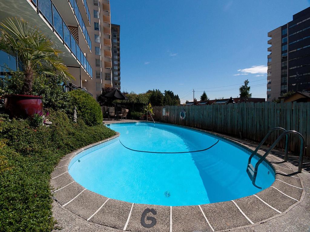 Listing Image for R3110244