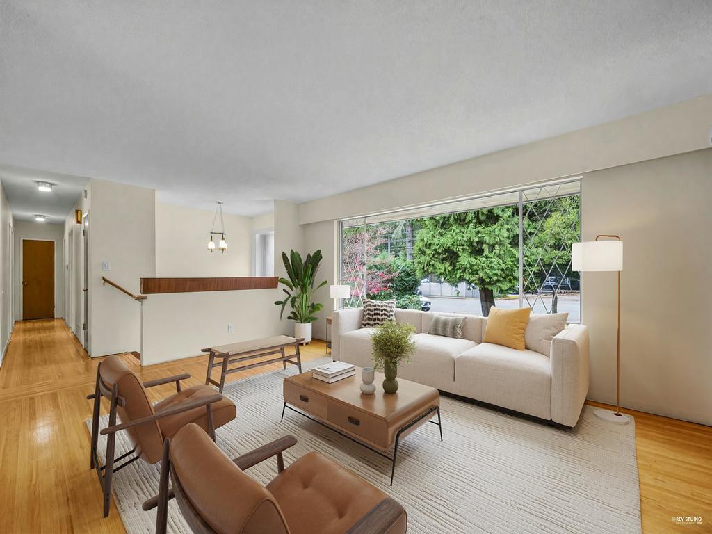 Listing Image for R3110249