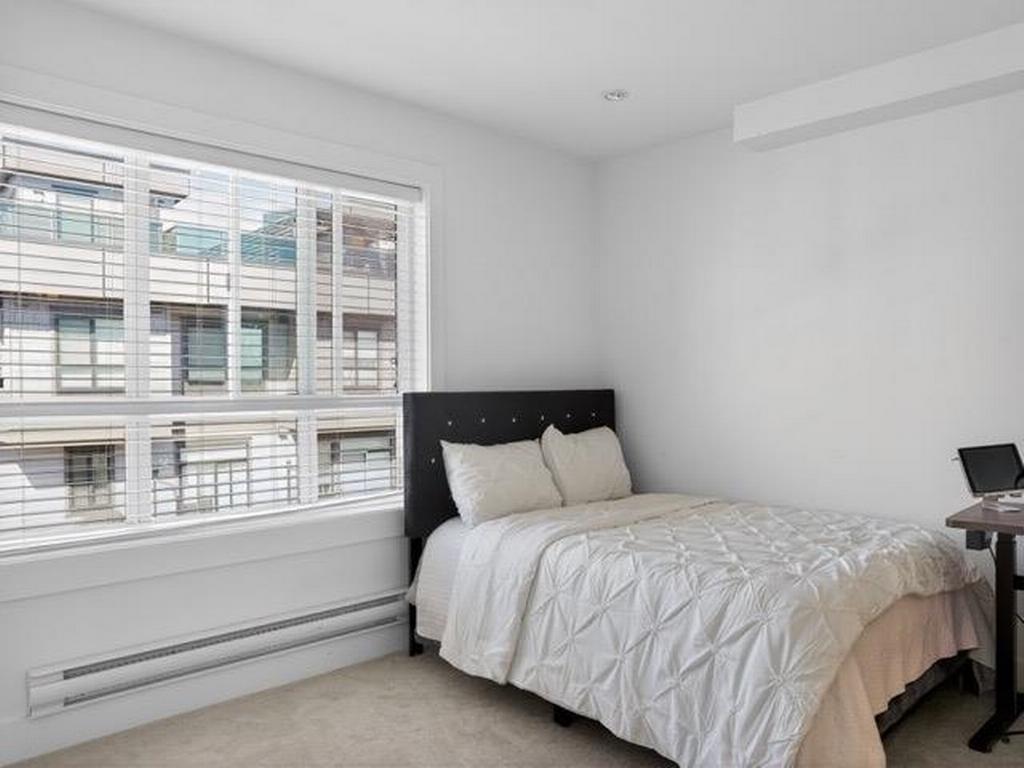 Listing Image for R3110252