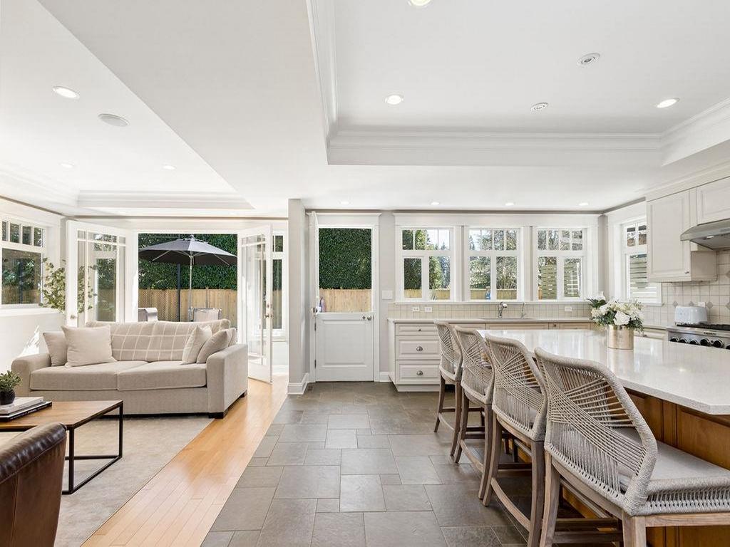 Listing Image for R3110258