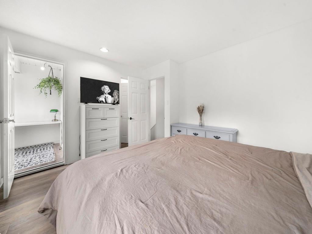 Listing Image for R3110278