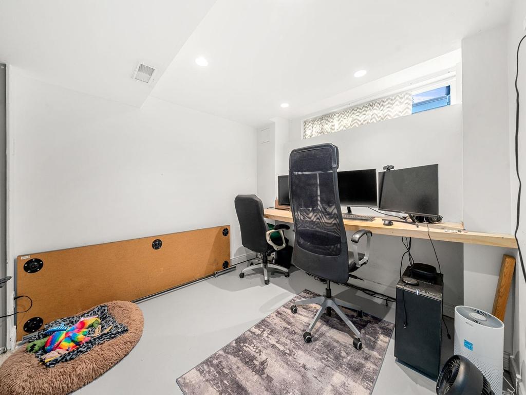 Listing Image for R3110278