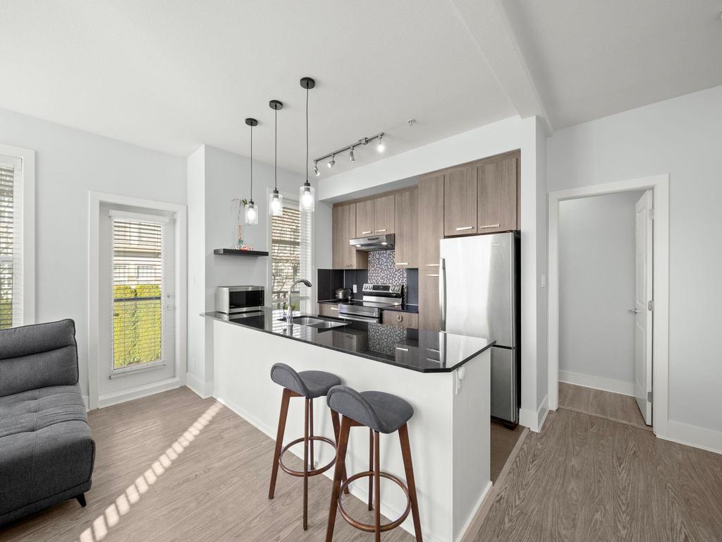 Listing Image for R3110285