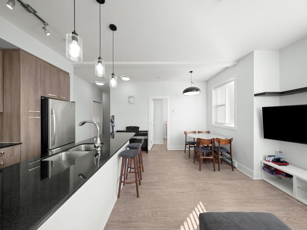 Listing Image for R3110285