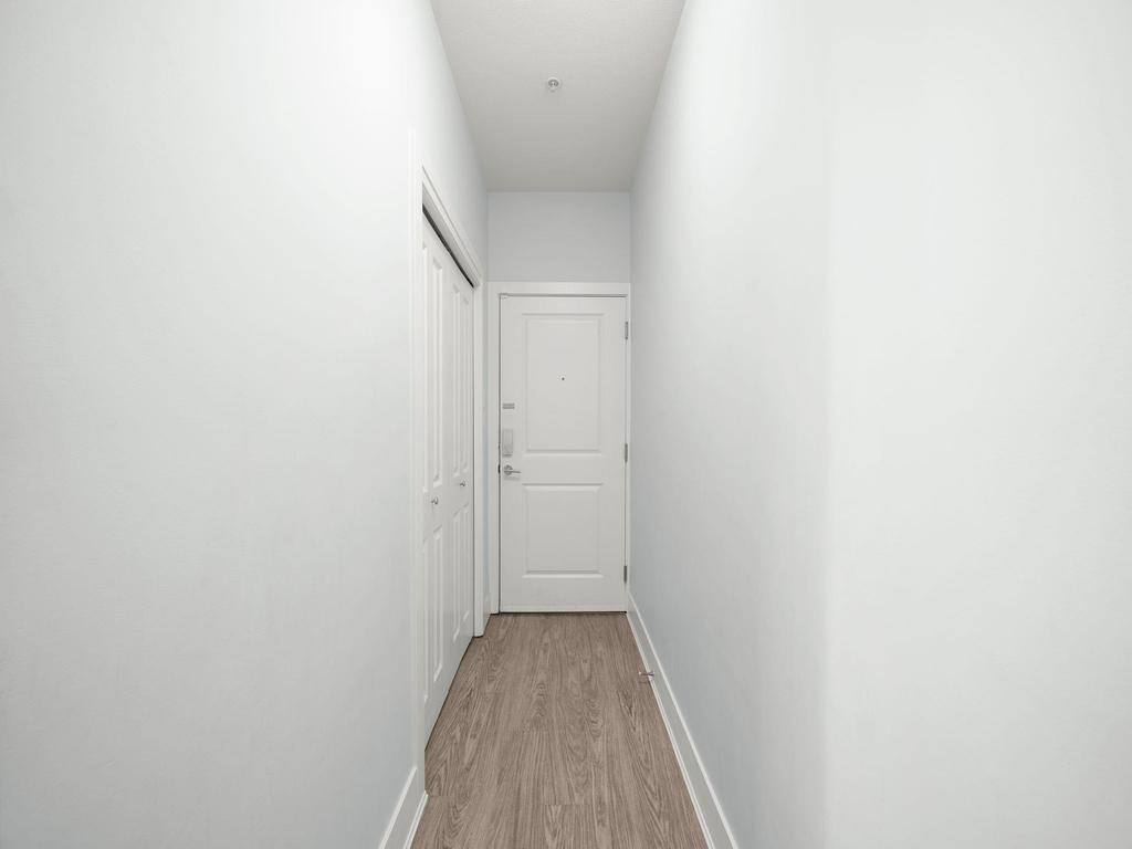 Listing Image for R3110285