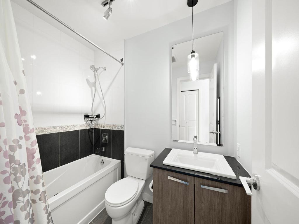 Listing Image for R3110285