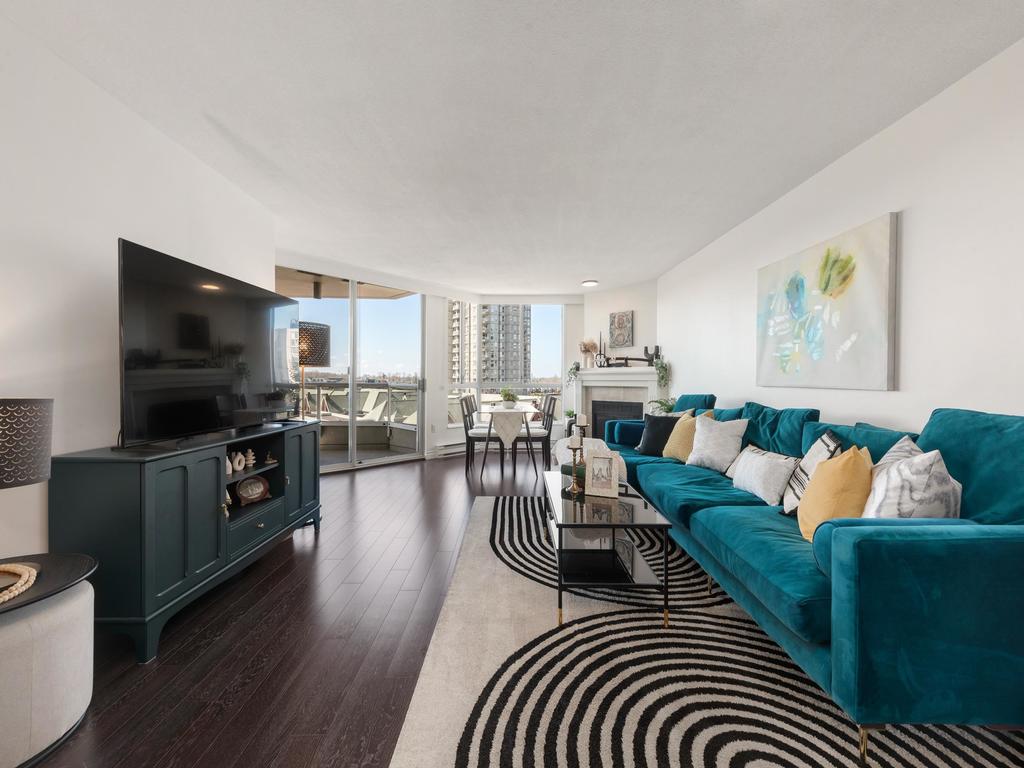 Listing Image for R3110293