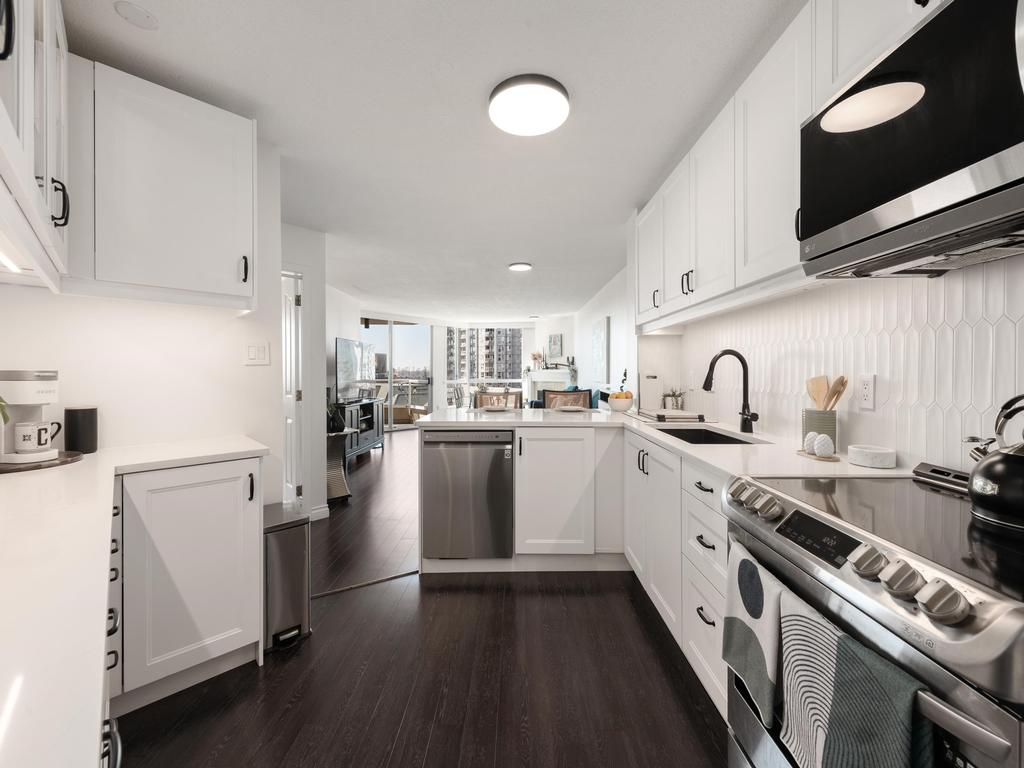 Listing Image for R3110293