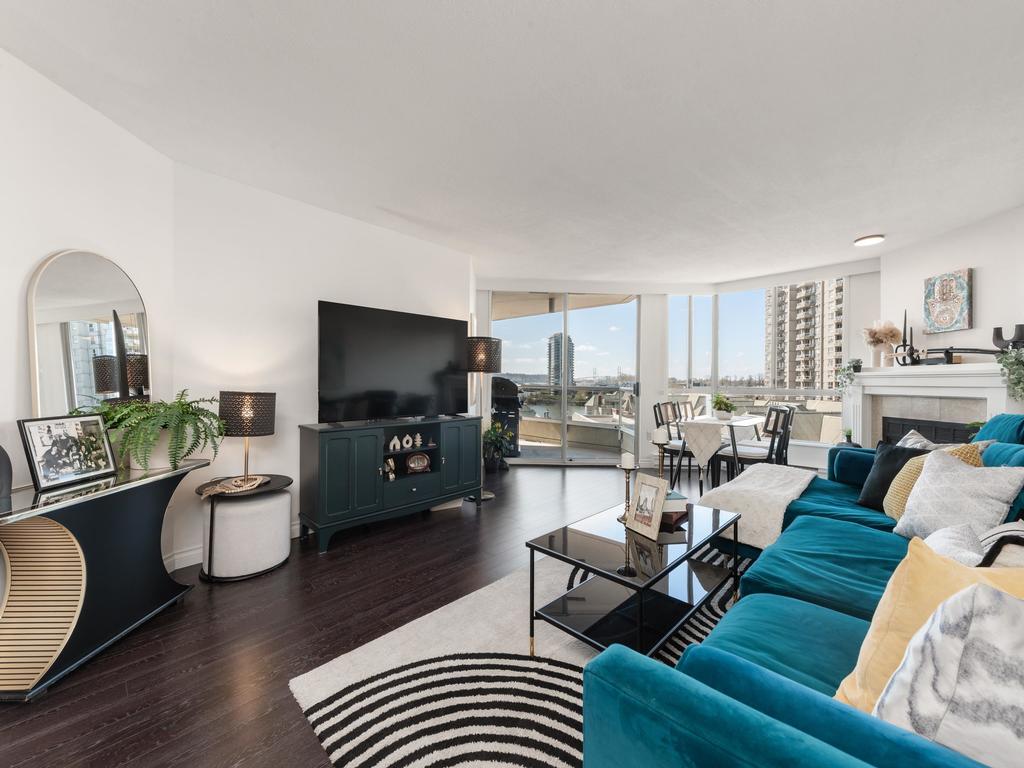 Listing Image for R3110293