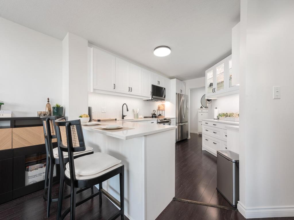 Listing Image for R3110293