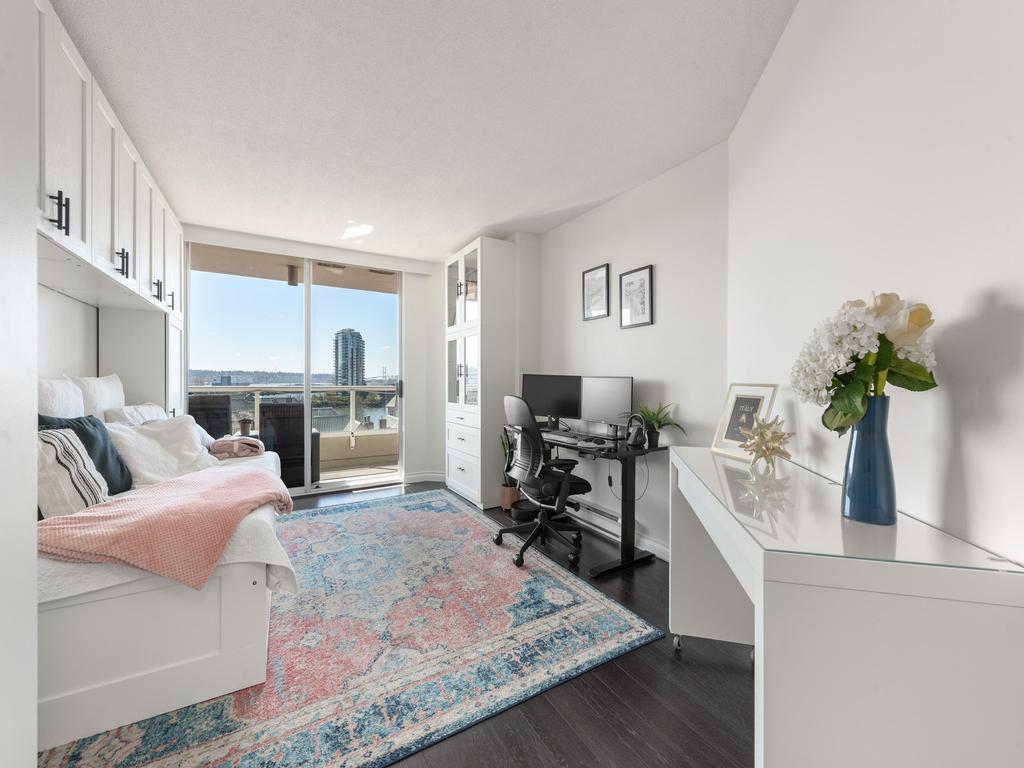 Listing Image for R3110293