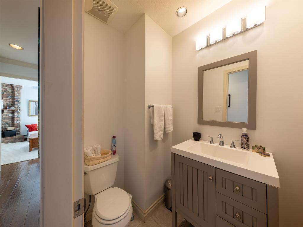 Listing Image for R3110294