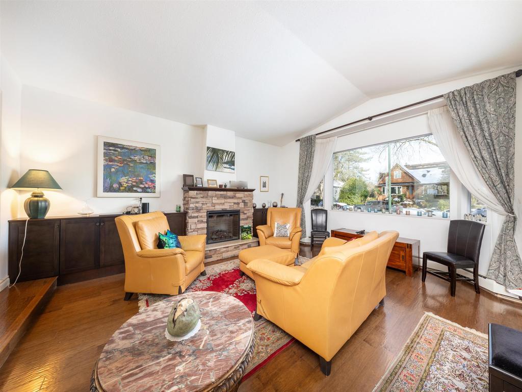 Listing Image for R3110294