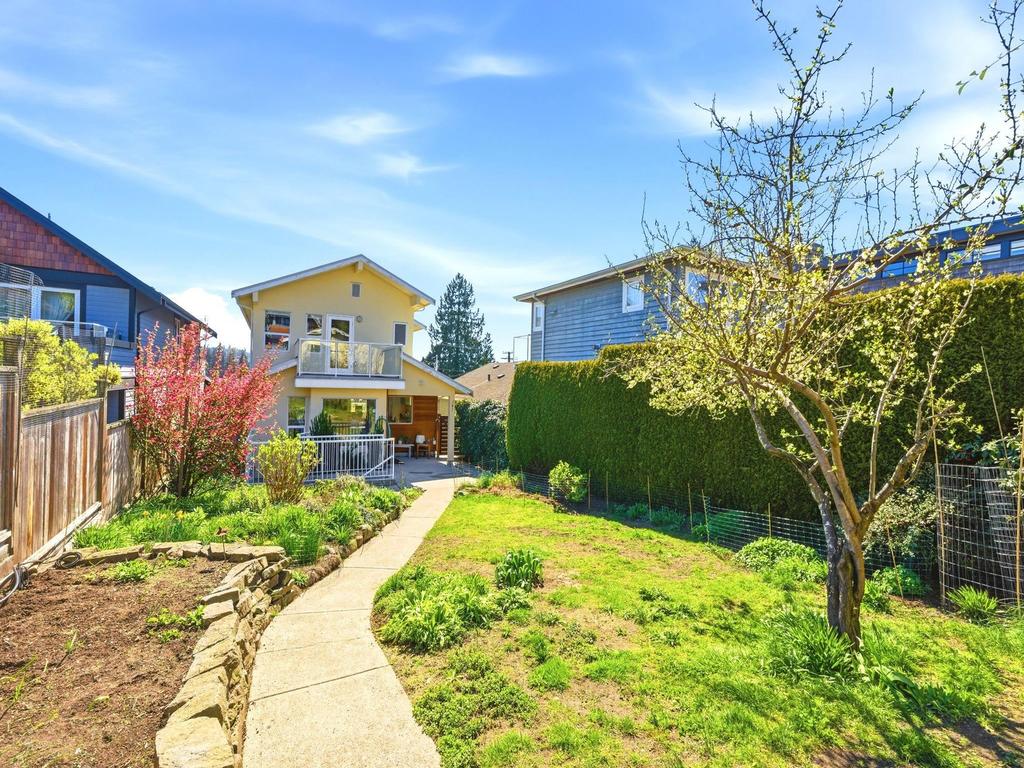 Listing Image for R3110295