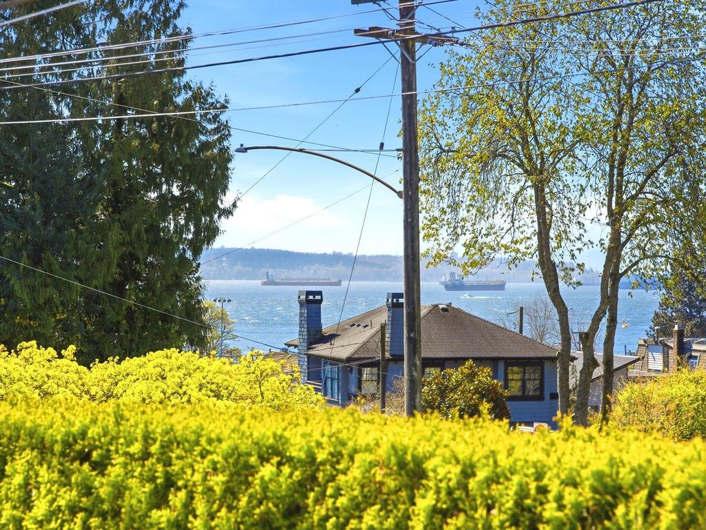 Listing Image for R3110295