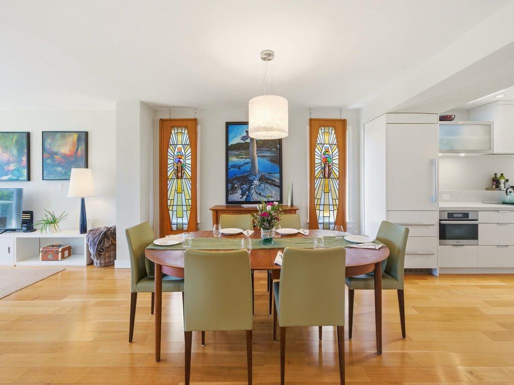 Listing Image for R3110295