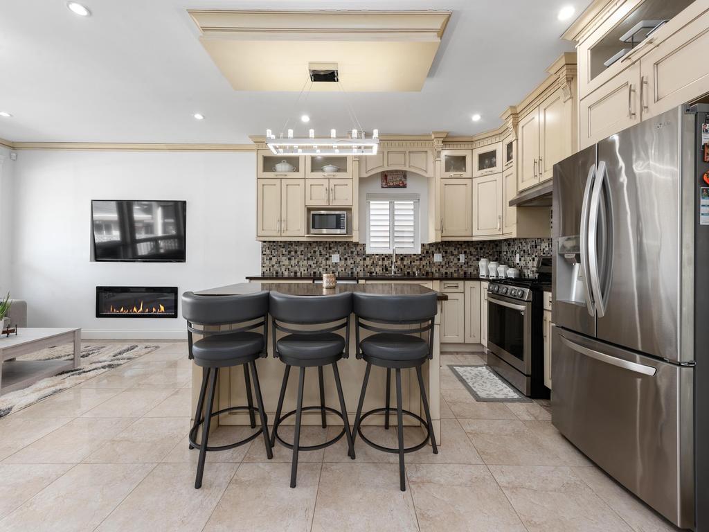 Listing Image for R3110296