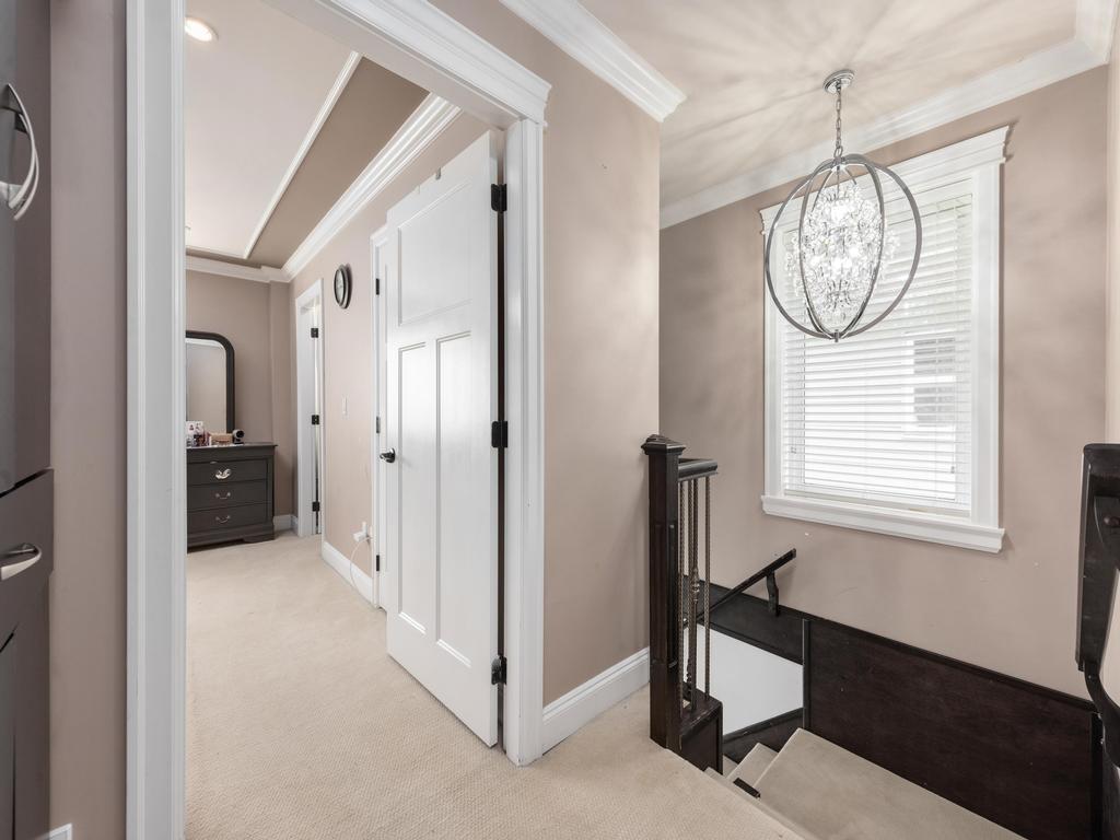 Listing Image for R3110296