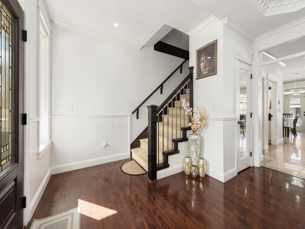 Listing Image for R3110296