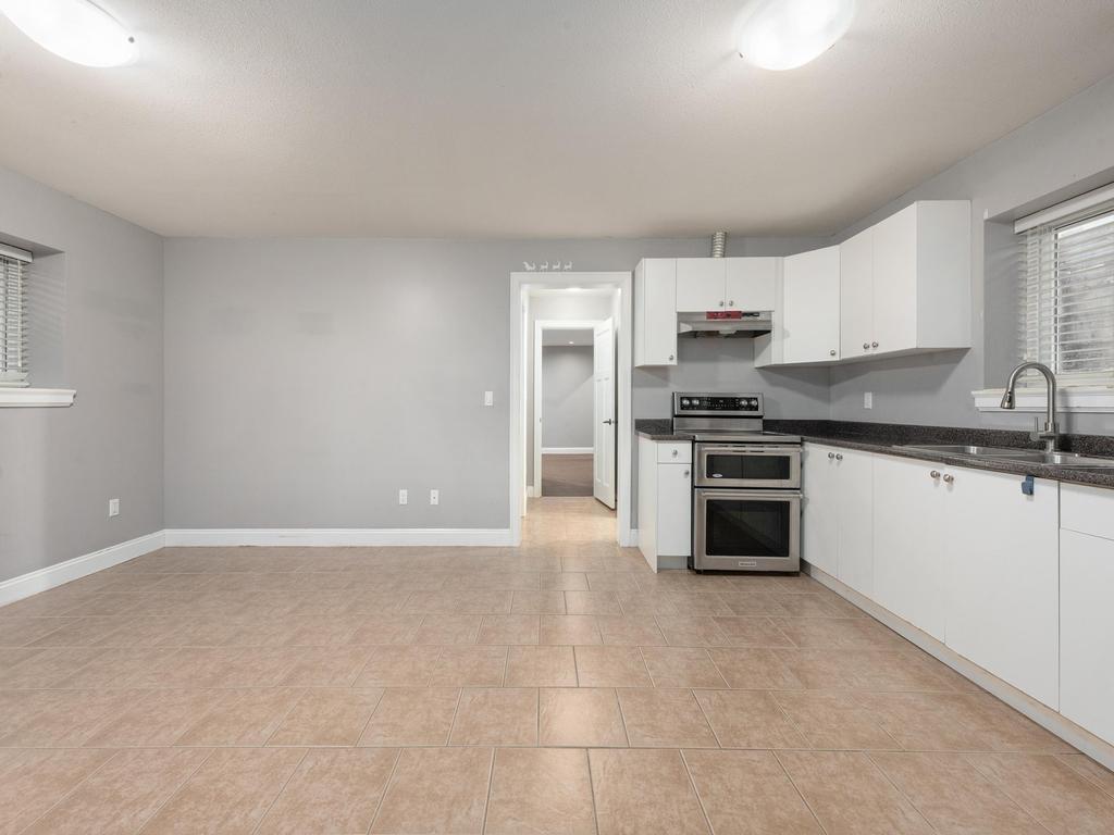 Listing Image for R3110296