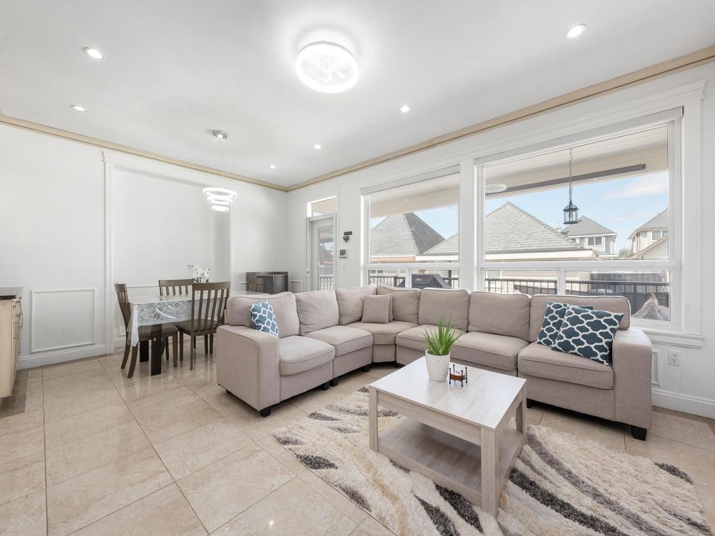 Listing Image for R3110296