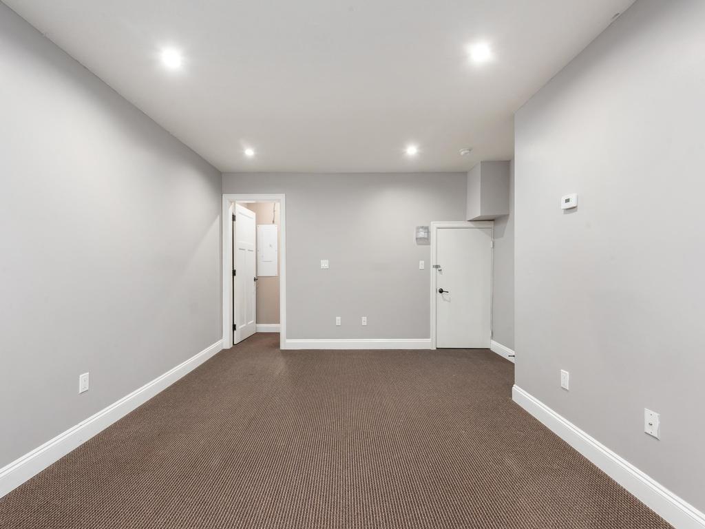 Listing Image for R3110296