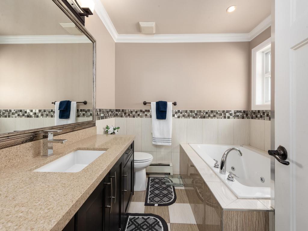 Listing Image for R3110296