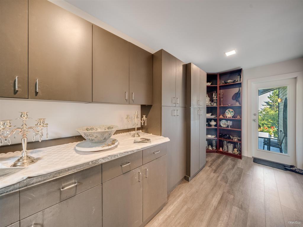 Listing Image for R3110299