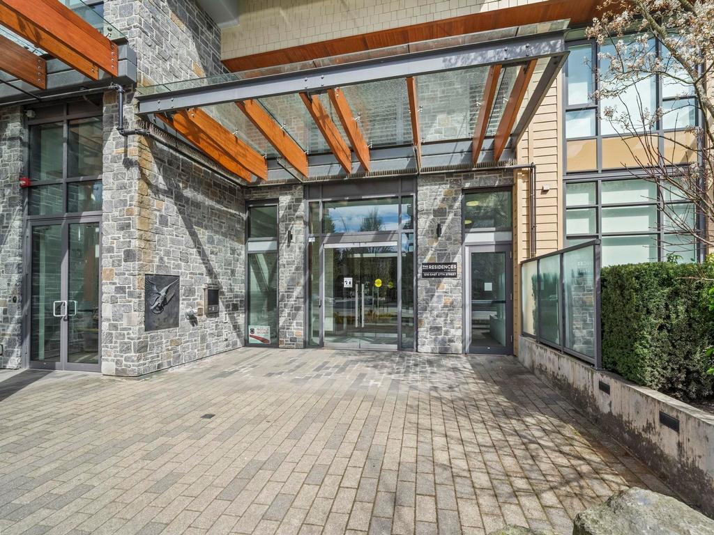 Listing Image for R3110302