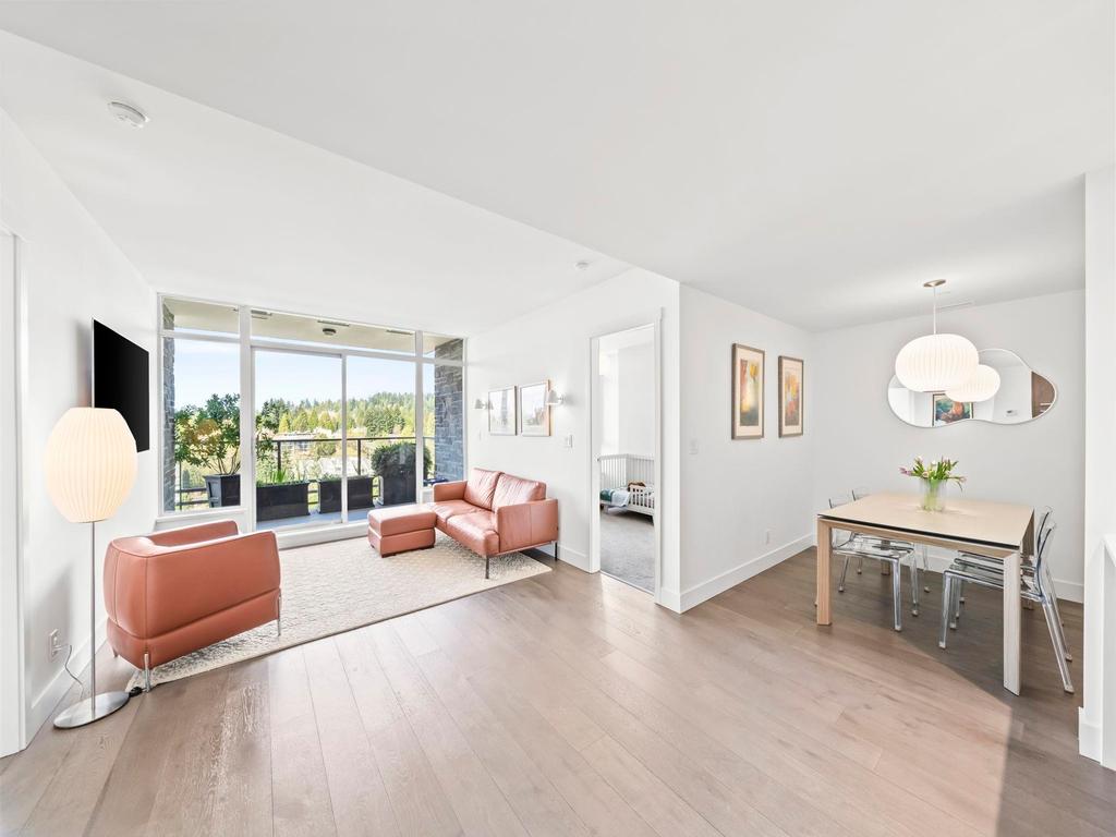 Listing Image for R3110302