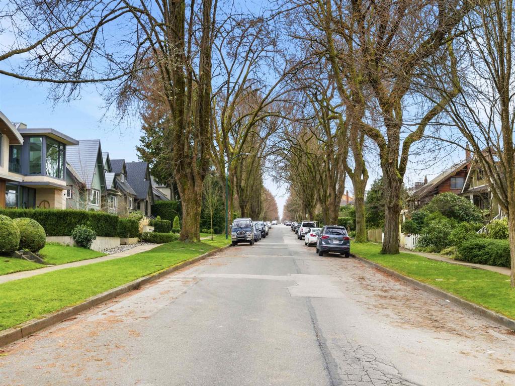 Listing Image for R3110305