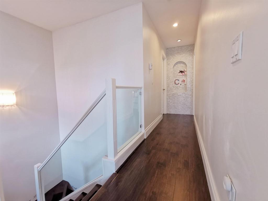 Listing Image for R3110310