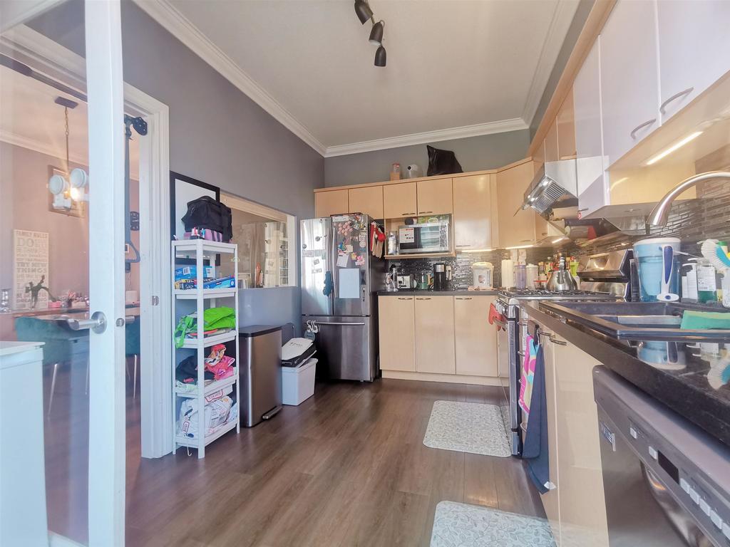 Listing Image for R3110310