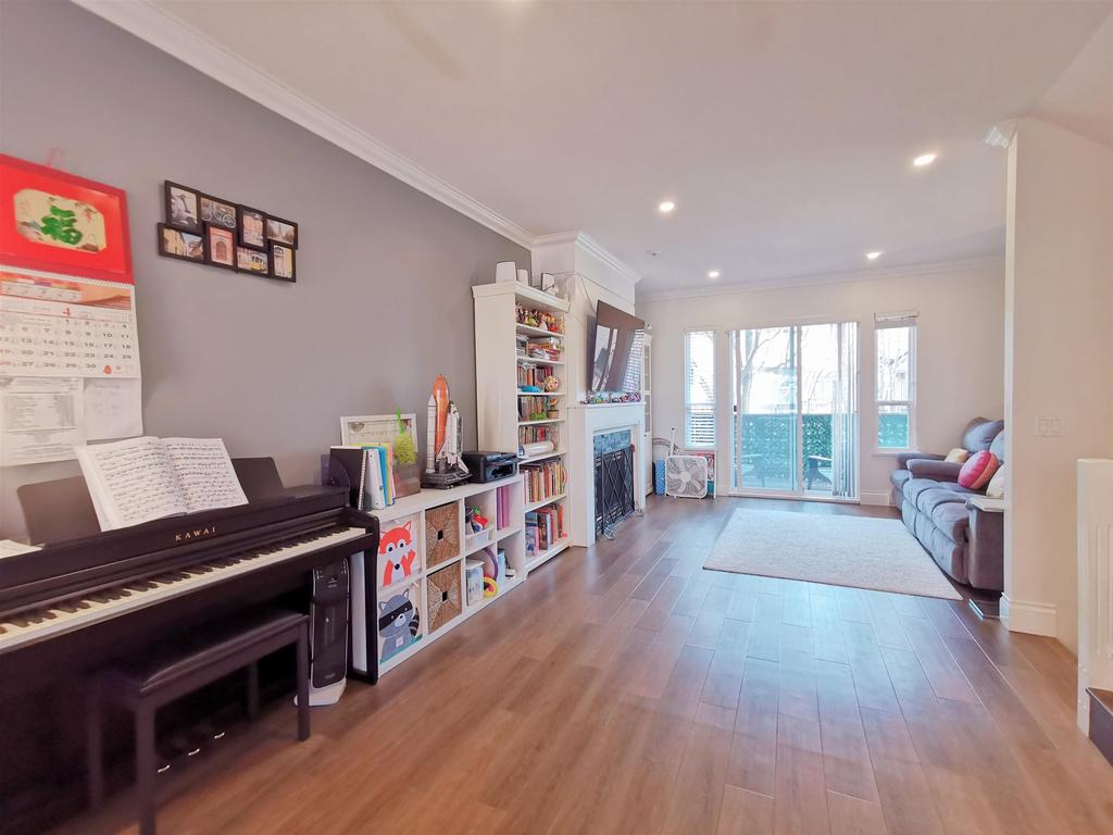 Listing Image for R3110310