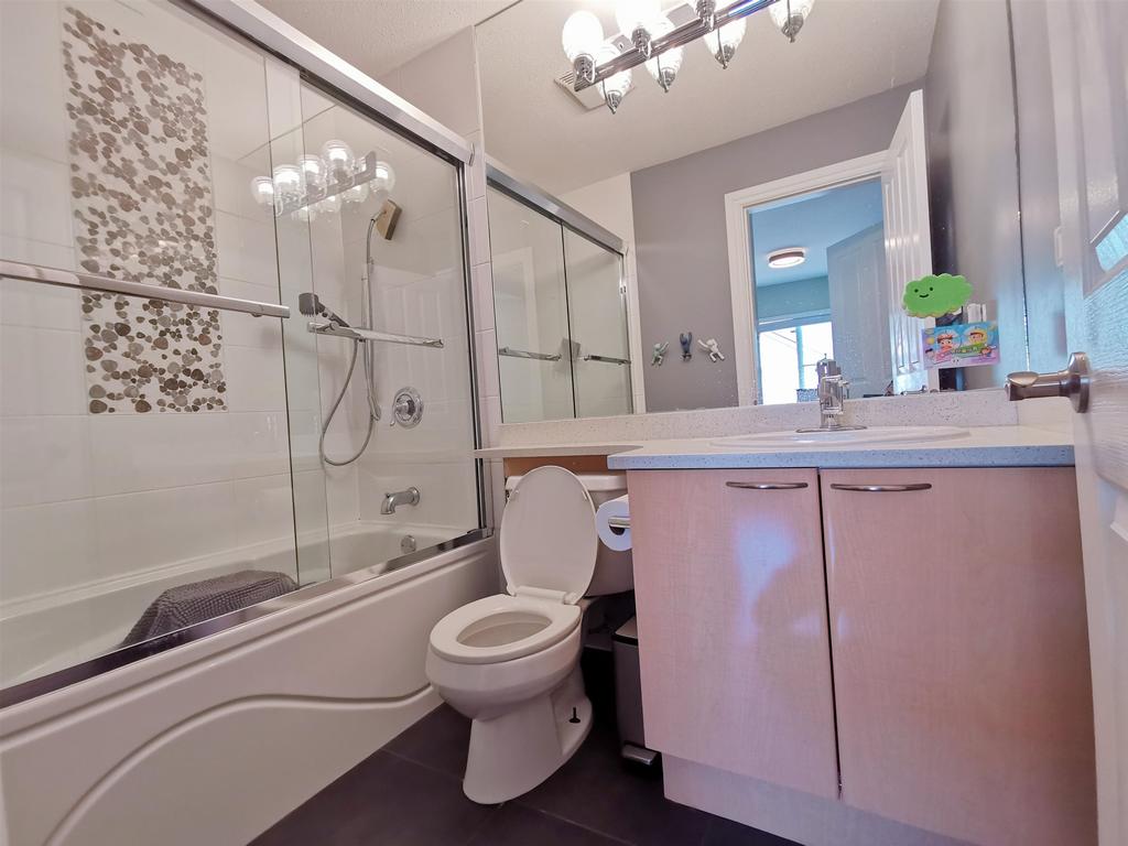 Listing Image for R3110310