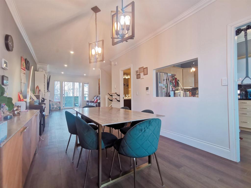 Listing Image for R3110310