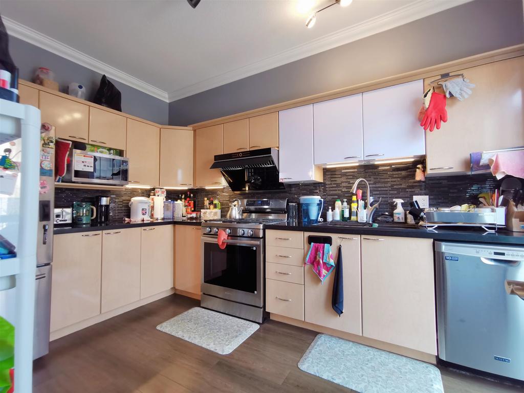 Listing Image for R3110310