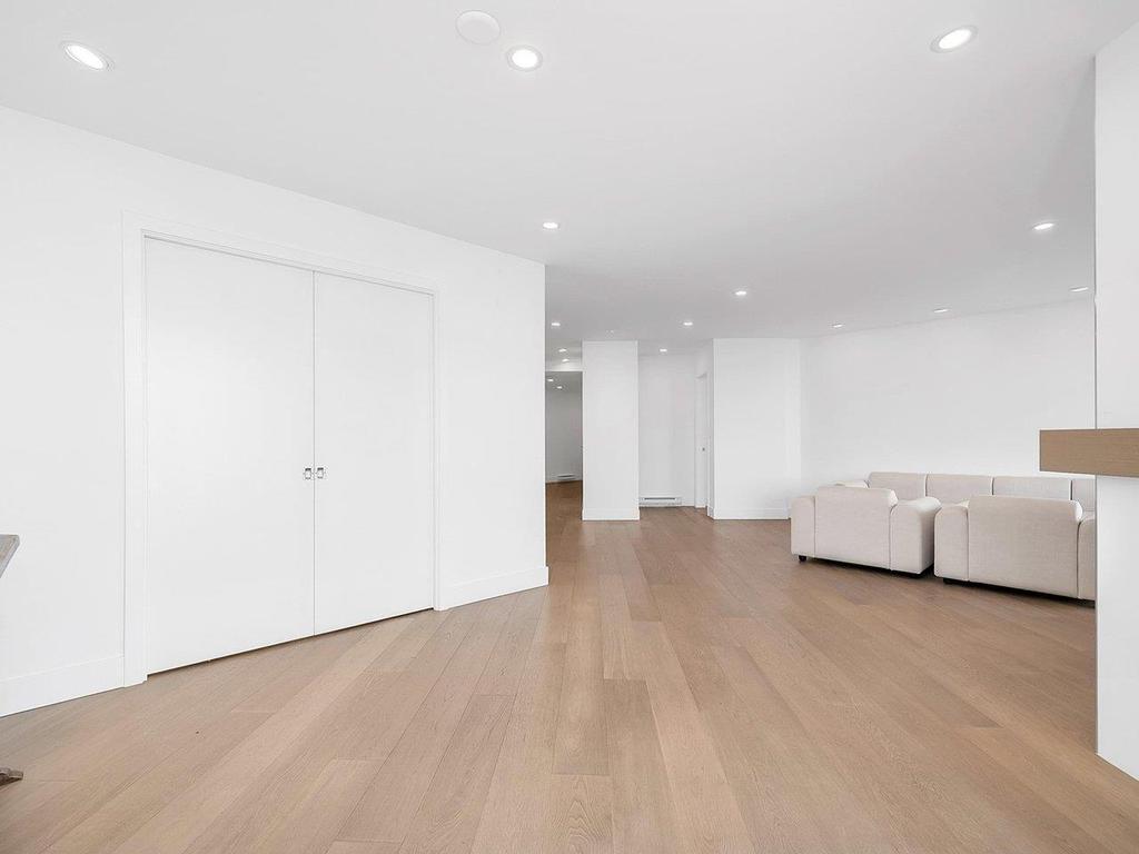 Listing Image for R3110316