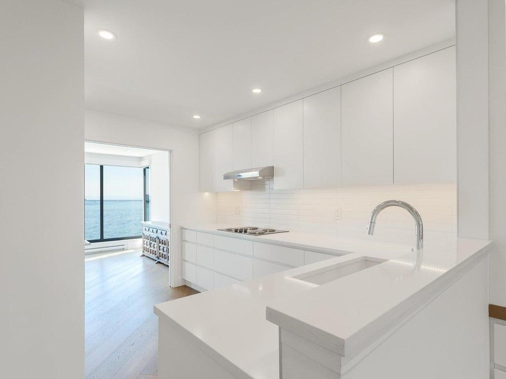 Listing Image for R3110316