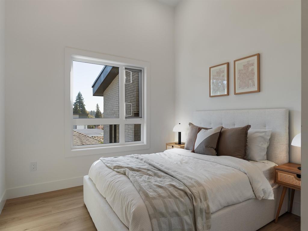 Listing Image for R3110320