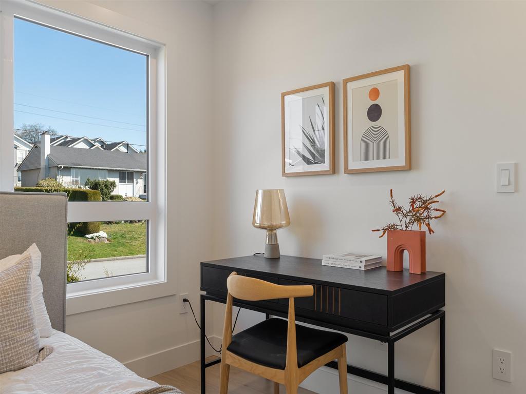 Listing Image for R3110320