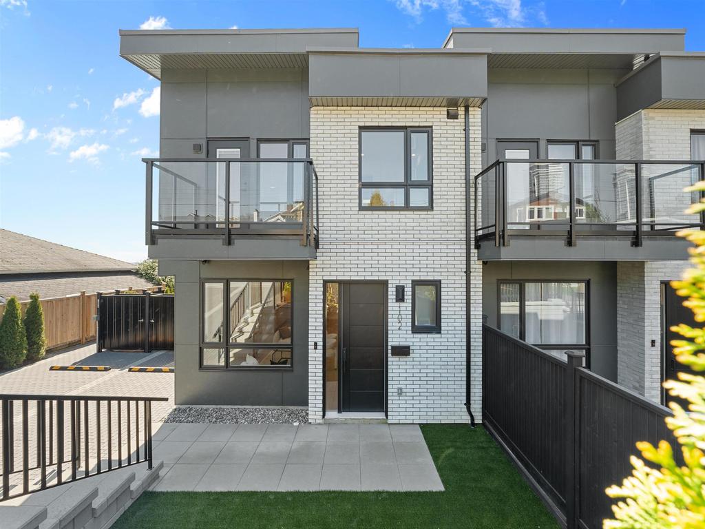 Listing Image for R3110320