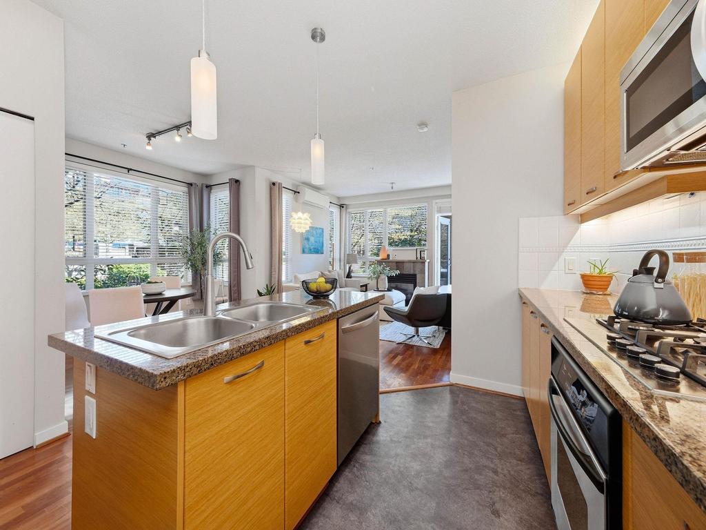 Listing Image for R3110322