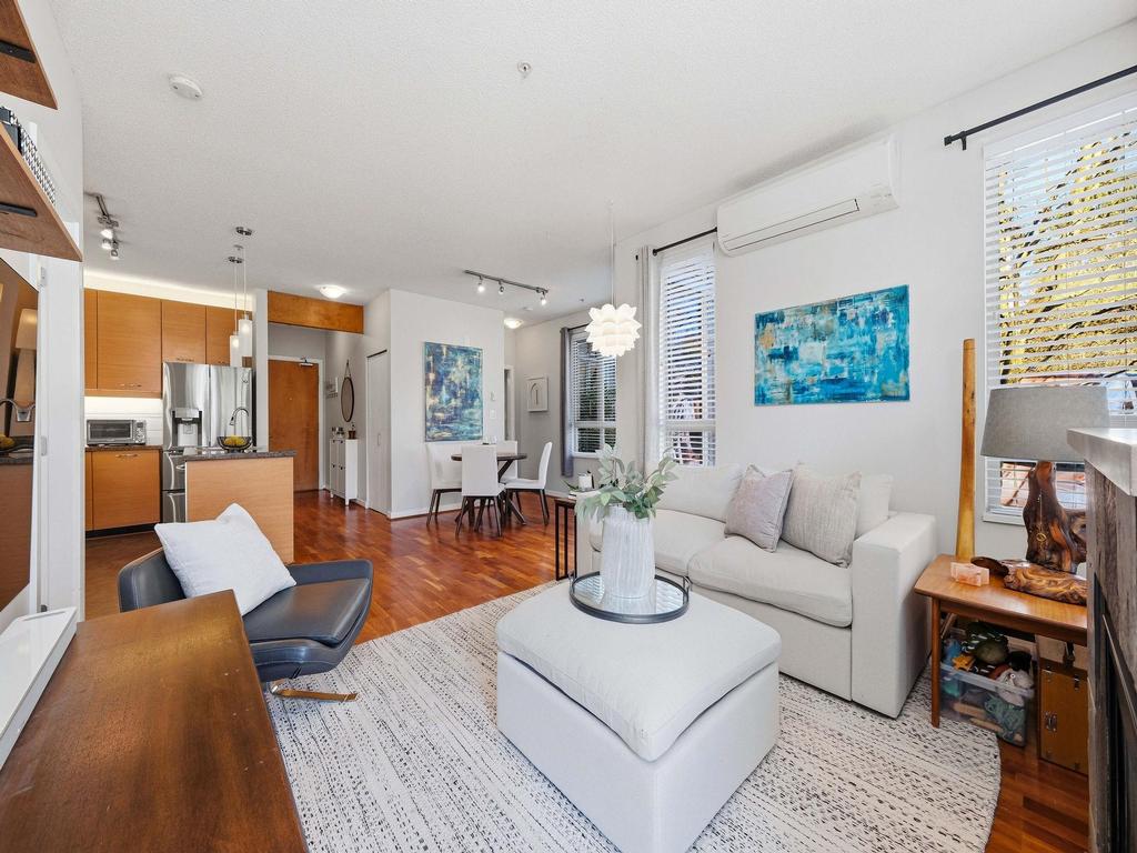 Listing Image for R3110322