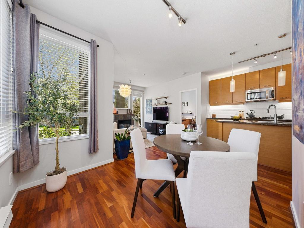 Listing Image for R3110322