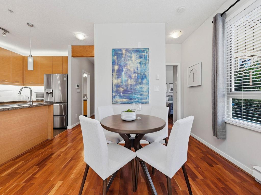 Listing Image for R3110322