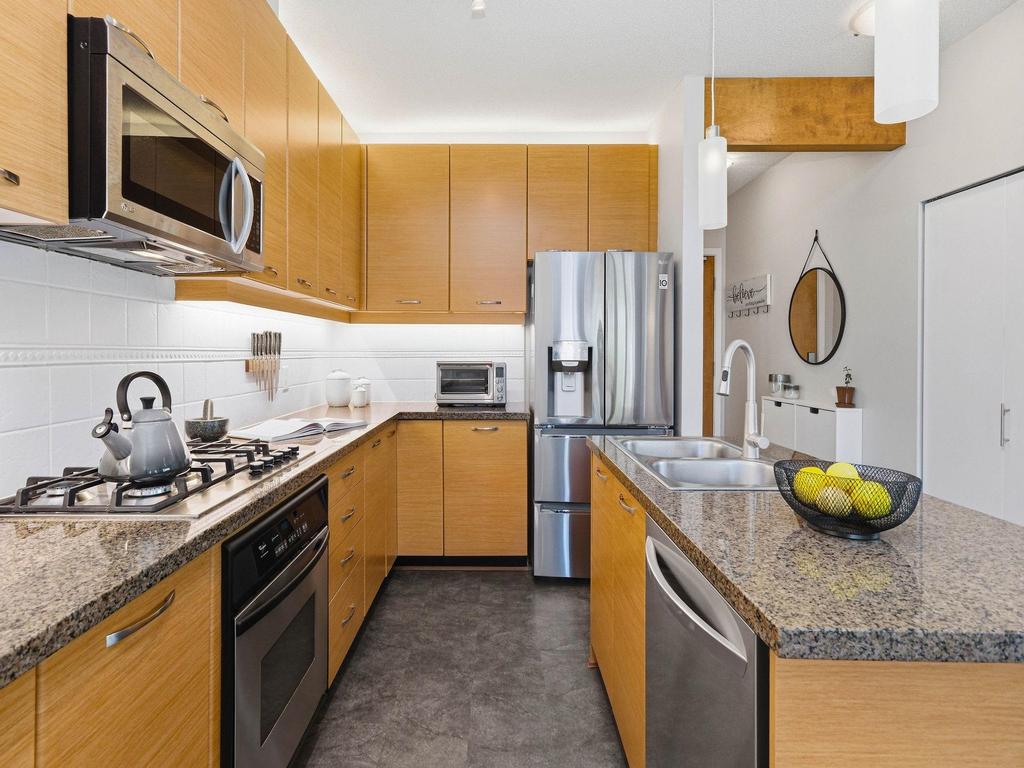 Listing Image for R3110322